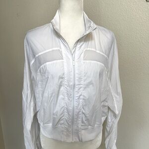 Lululemon women’s white 8 serve it jacket mesh panels windbreaker full zip